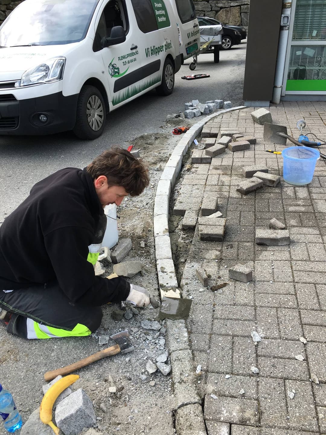 Reparasjoner og justeringer